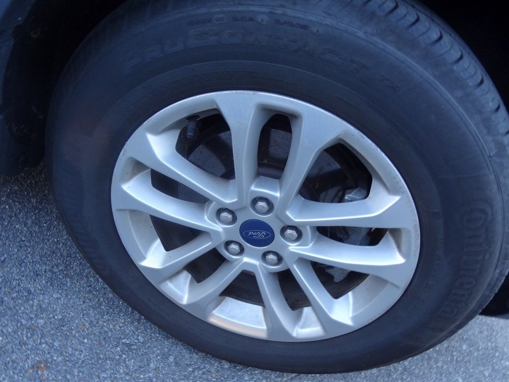 2022 Ford Escape SE Hybrid