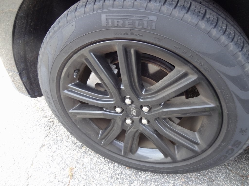 2022 Ford Edge ST Line