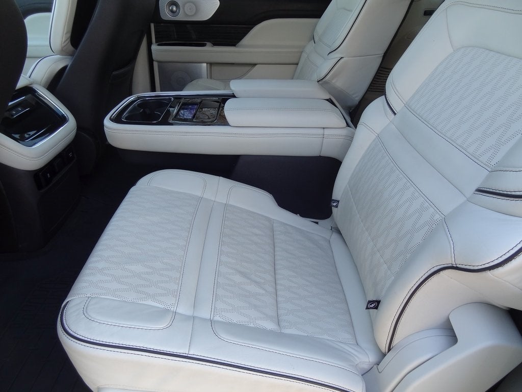 2023 Lincoln Navigator L L Black Label