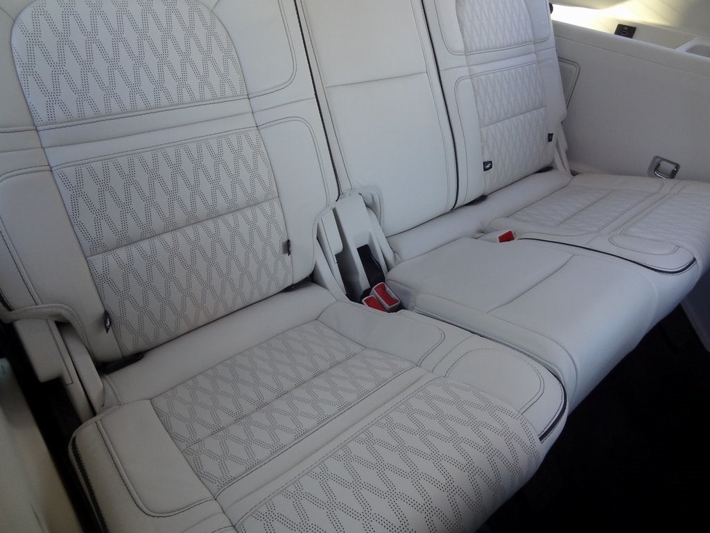 2023 Lincoln Navigator L L Black Label