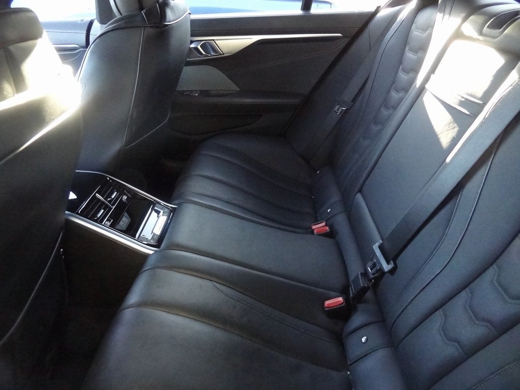 2023 BMW 8 Series 840