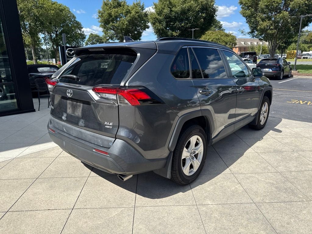 2020 Toyota RAV4 XLE