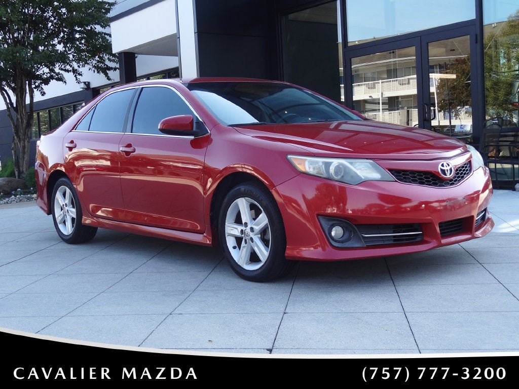 2014 Toyota Camry SE