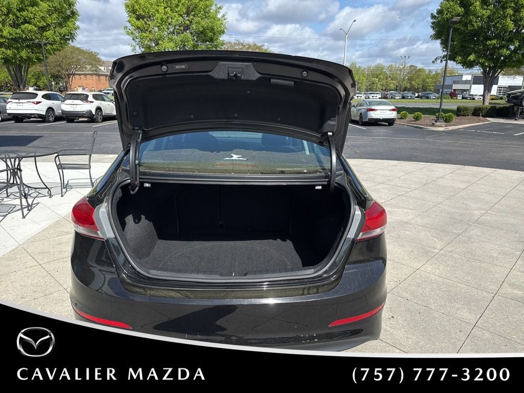 2018 Hyundai Elantra SE