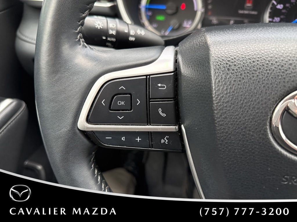 2023 Toyota Highlander Hybrid XLE
