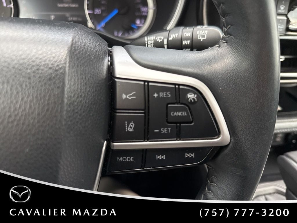 2023 Toyota Highlander Hybrid XLE