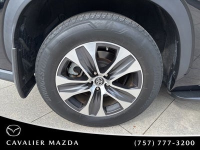 2023 Toyota Highlander Hybrid XLE