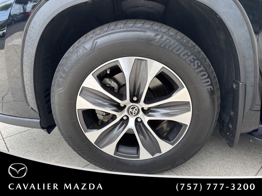 2023 Toyota Highlander Hybrid XLE