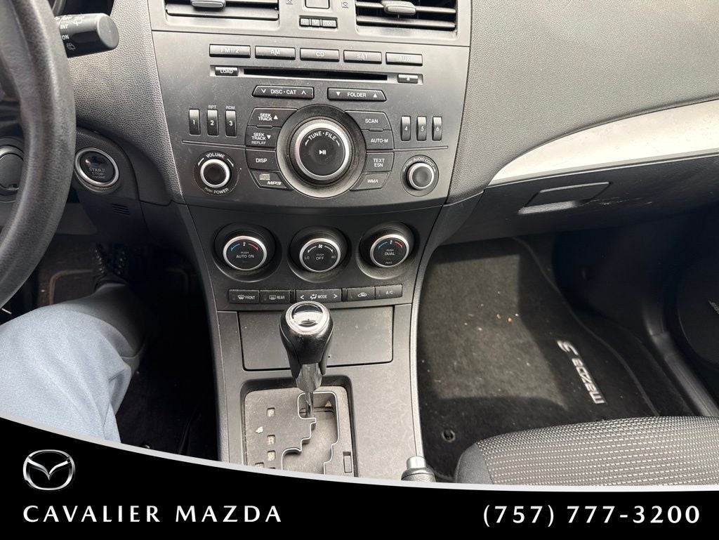 2013 Mazda Mazda3 i Touring