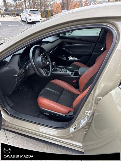 2024 Mazda Mazda3 2.5 Carbon Turbo