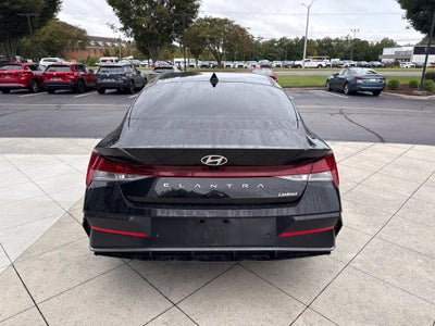 2024 Hyundai Elantra Limited