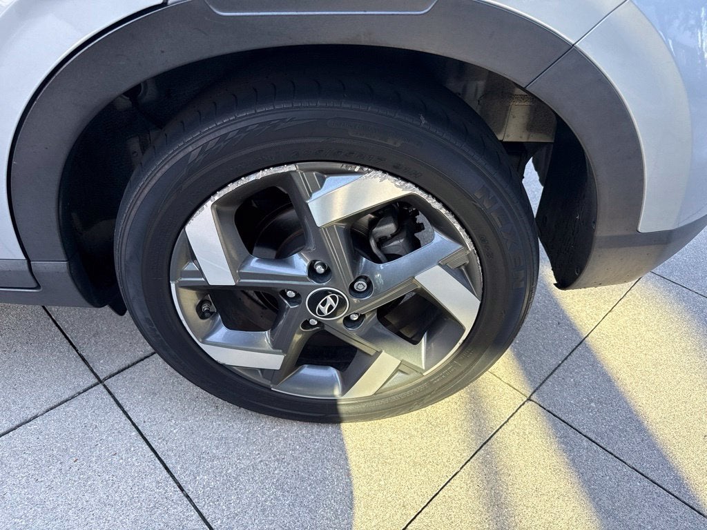2022 Hyundai Venue SEL