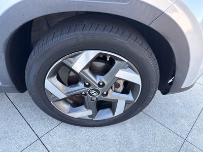 2022 Hyundai Venue SEL