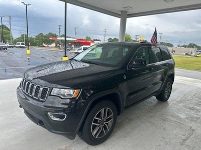 2020 Jeep Grand Cherokee Laredo