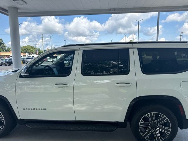 2024 Jeep Wagoneer Base