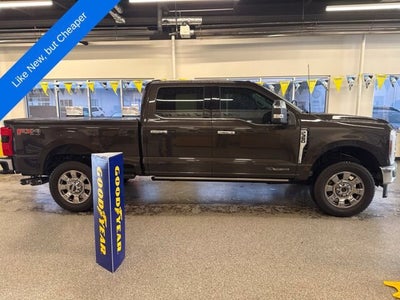 2025 Ford F-350SD Lariat