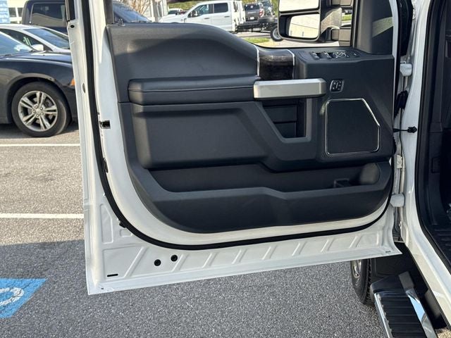 2022 Ford F-350 Lariat Super Duty
