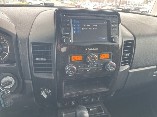 2014 Nissan Titan SL