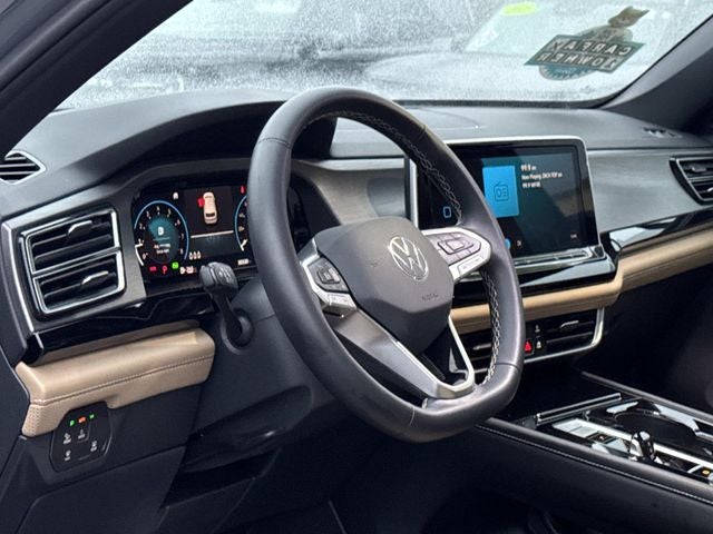 2024 Volkswagen Atlas Cross Sport 2.0T SE w/ Technology