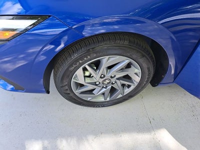 2025 Hyundai Elantra HEV Blue