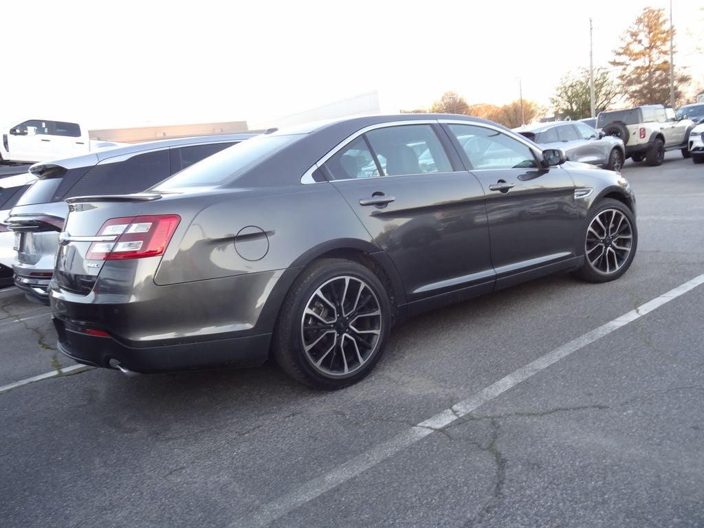2018 Ford Taurus SEL