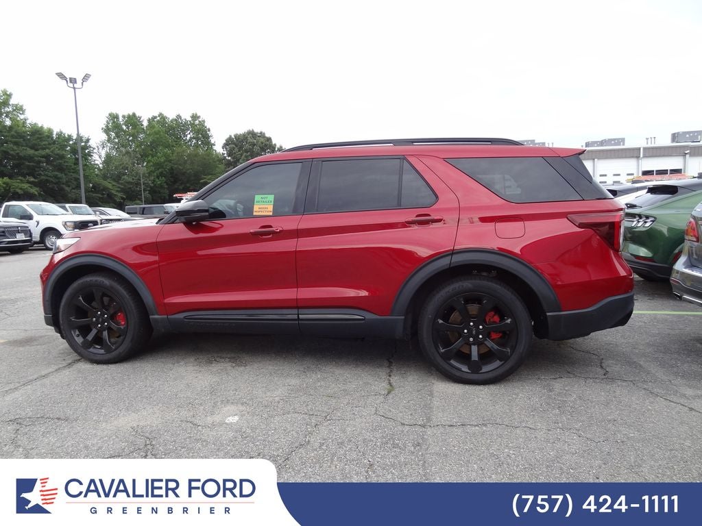2022 Ford Explorer ST