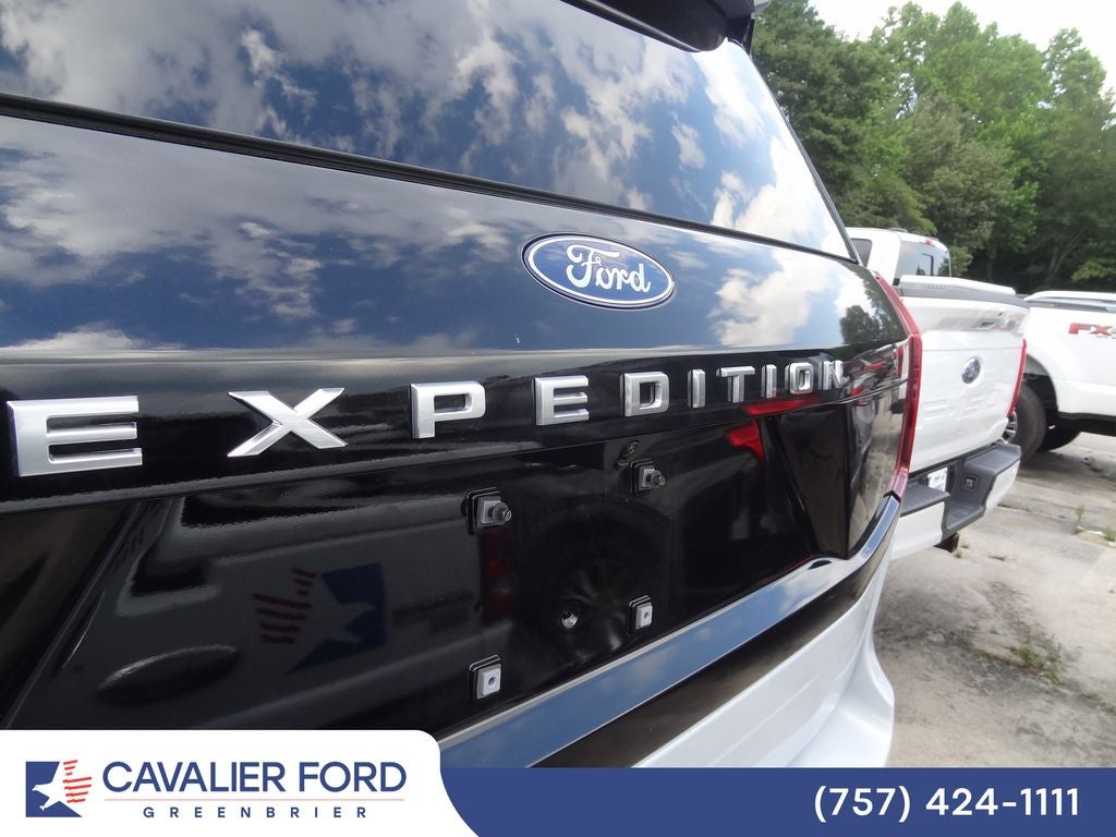 2026 Ford Expedition Active
