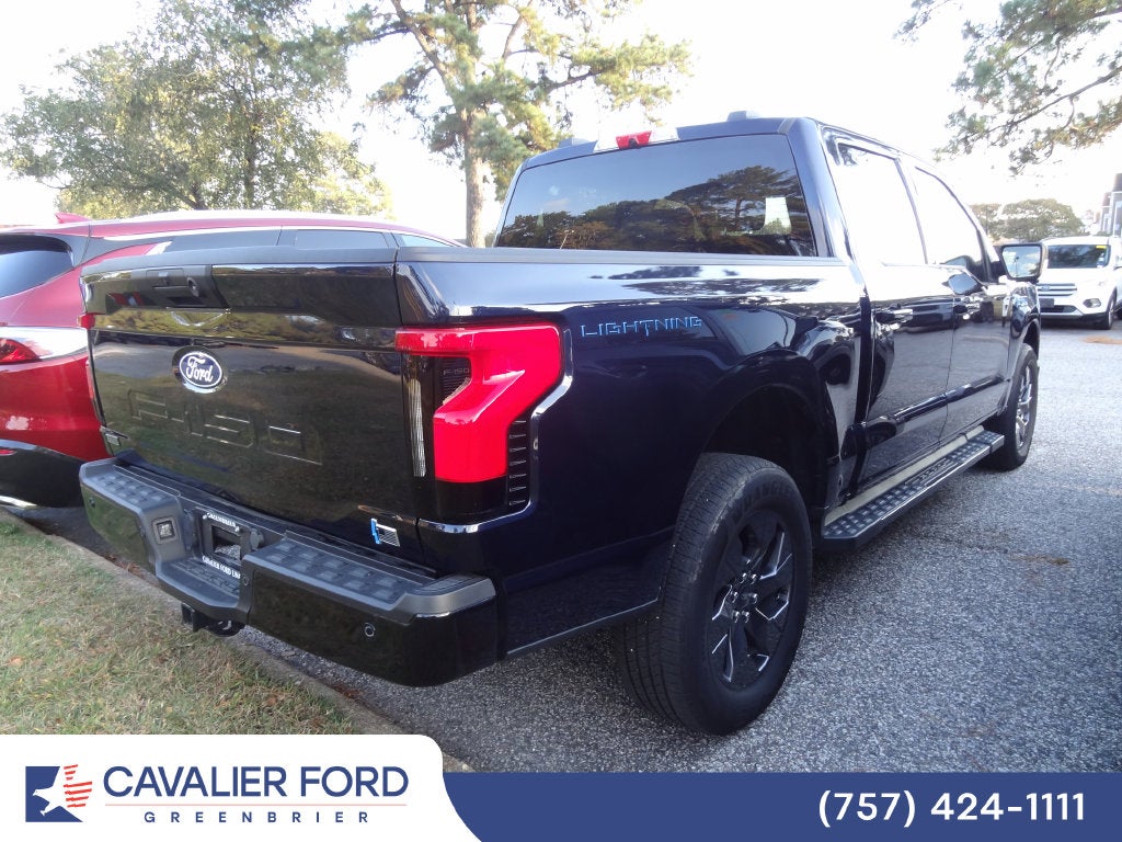 2025 Ford F-150 Lightning Flash