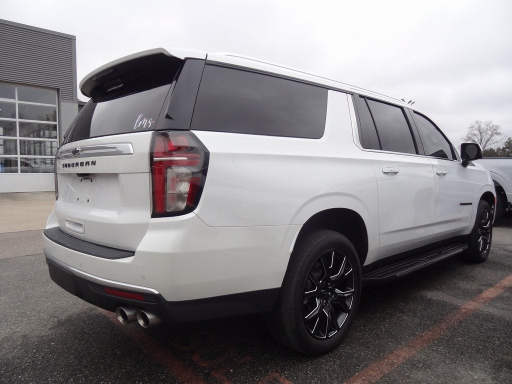 2023 Chevrolet Suburban High Country