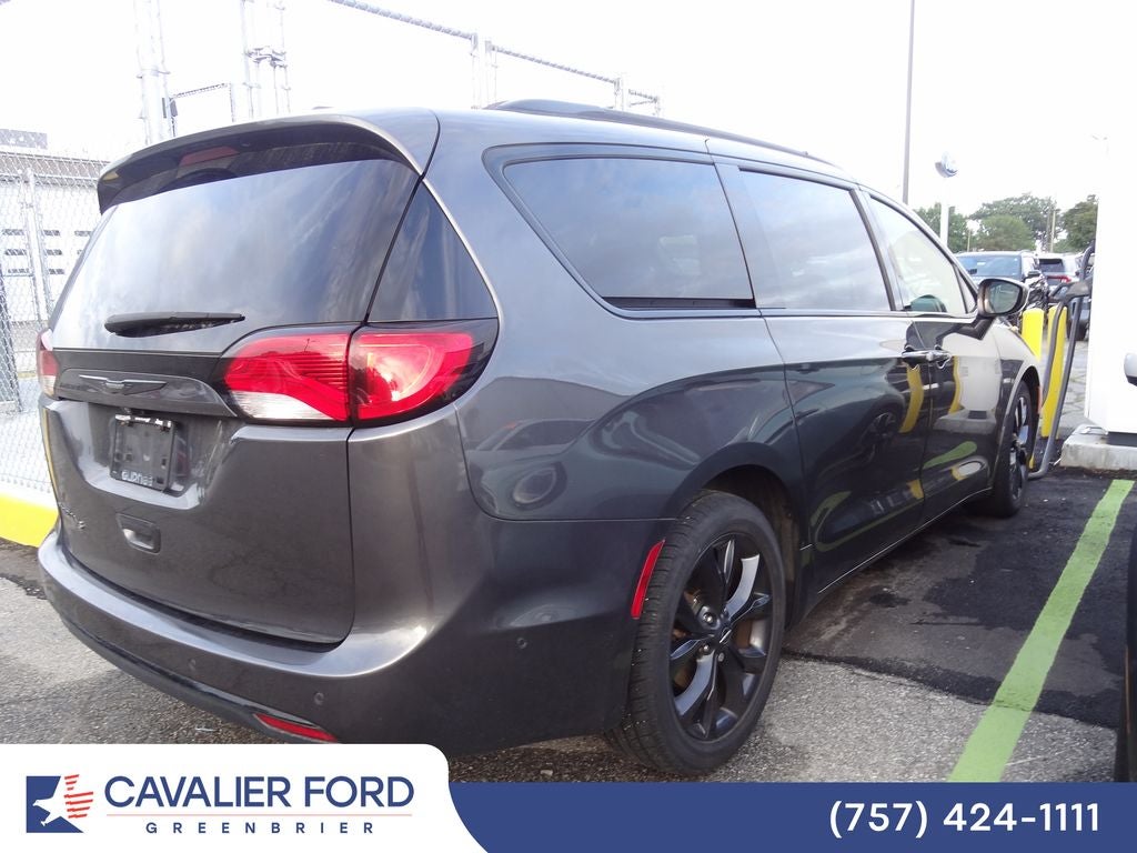 2019 Chrysler Pacifica Touring L Plus