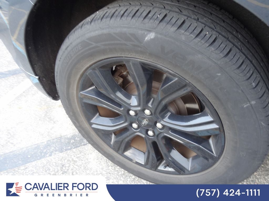 2023 Ford Edge SE