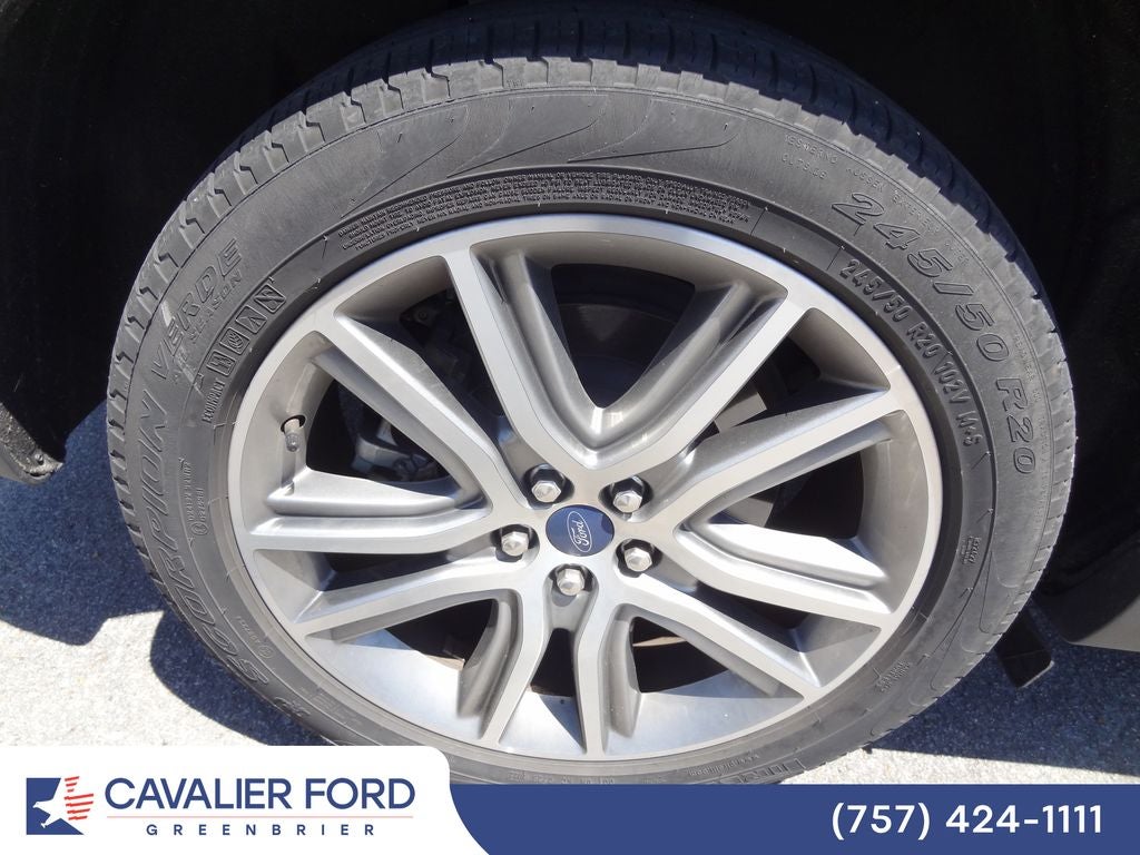 2022 Ford Edge Titanium