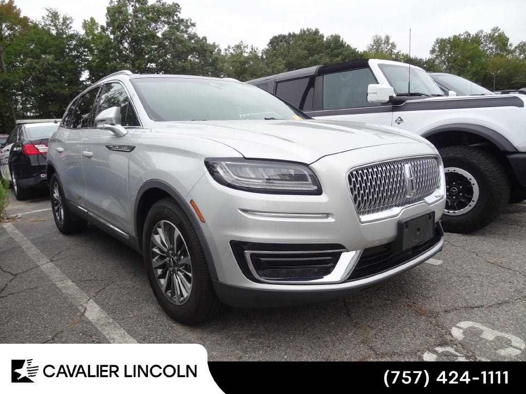 2019 Lincoln Nautilus Select