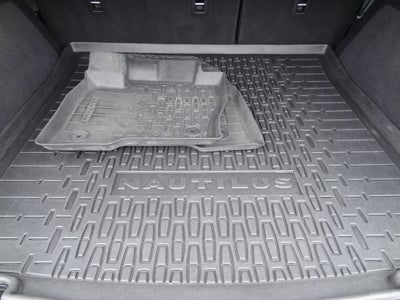 2020 Lincoln Nautilus Black Label