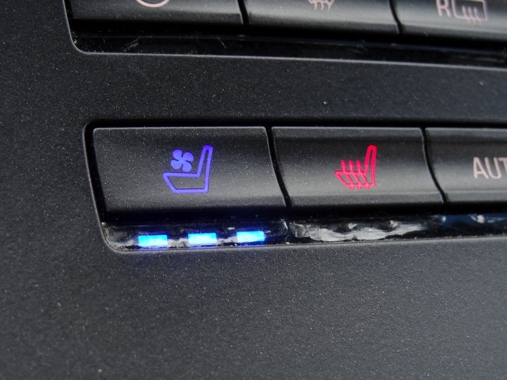 2020 Lincoln Nautilus Black Label