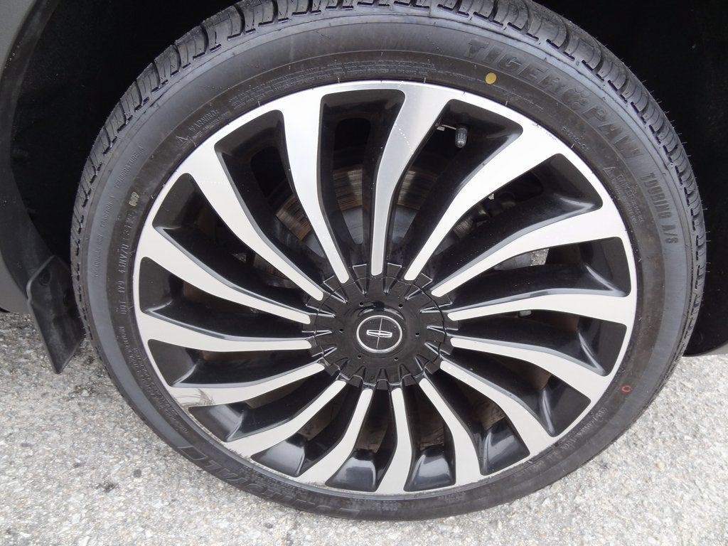 2020 Lincoln Nautilus Black Label