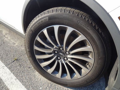 2023 Lincoln Aviator Standard standard