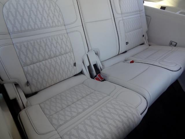 2023 Lincoln Navigator L Black Label