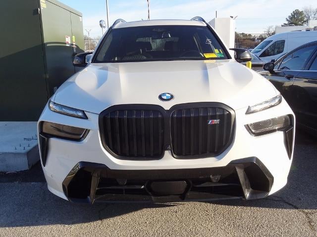 2024 BMW X7 M60i