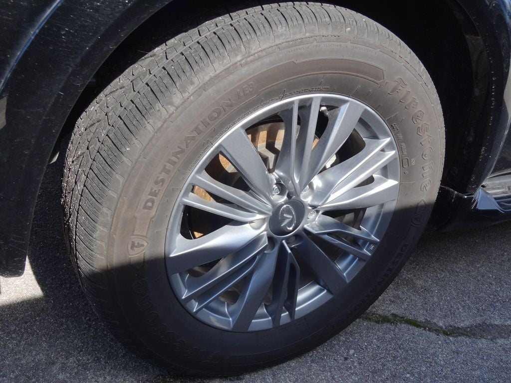 2022 INFINITI QX80 LUXE Luxe