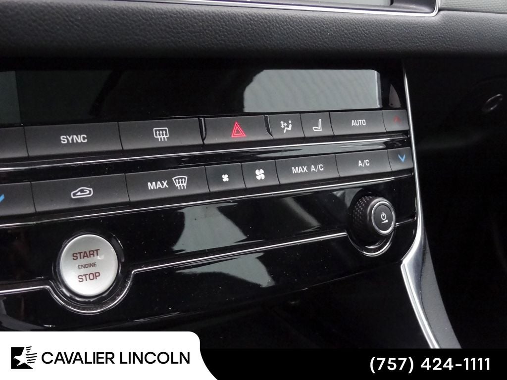 2019 Jaguar XF 30t Prestige 30t Prestige