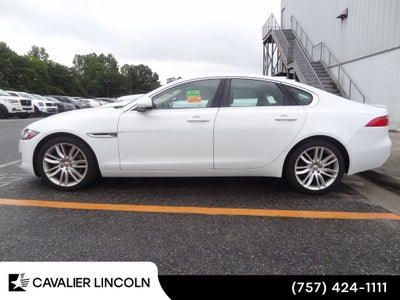 2019 Jaguar XF 30t Prestige 30t Prestige
