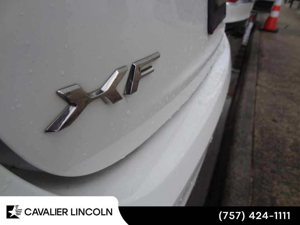 2019 Jaguar XF 30t Prestige 30t Prestige