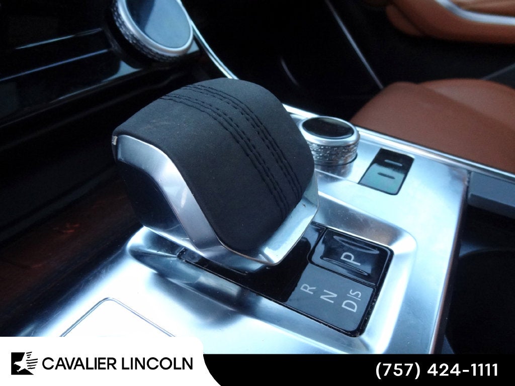 2024 Jaguar XF R-Dynamic SE R-Dynamic SE