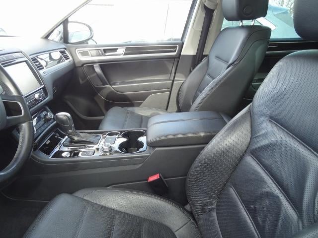 2017 Volkswagen Touareg V6 Executive