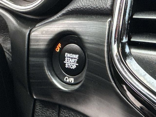 2020 Jeep Grand Cherokee Base