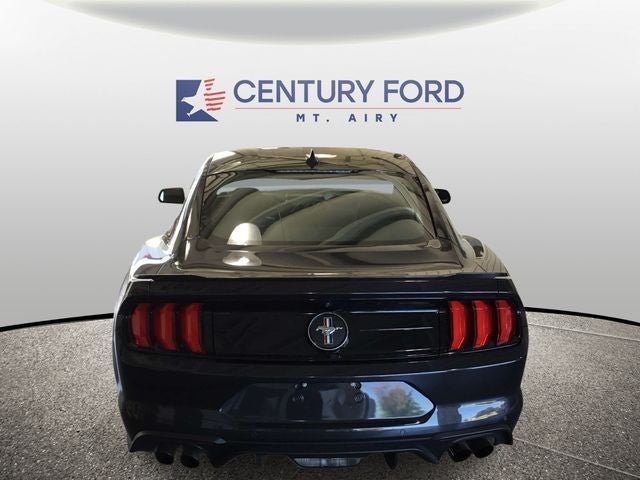 2022 Ford Mustang EcoBoost