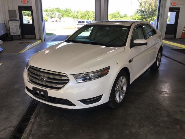 2016 Ford Taurus SEL
