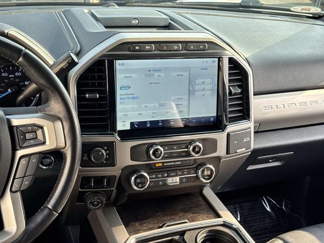 2022 Ford F-350SD Lariat