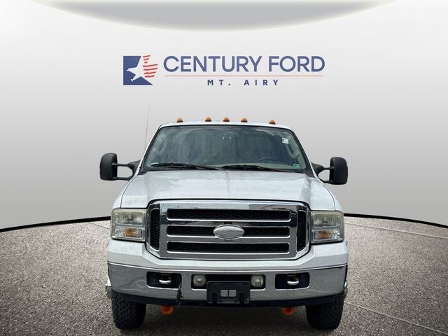 2005 Ford F-350SD Lariat DRW